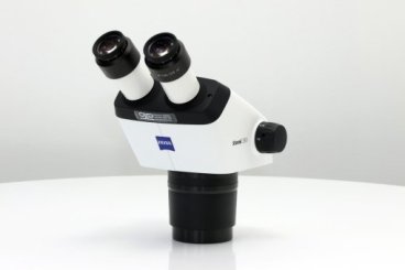 ZEISS Stemi 355 Mikroskop-Set mit Flexi Tischstativ, Senkrechtbeleuchtung und Kabelkanal 
