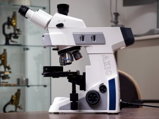 Mikroskop Axio Lab A1 mit Kamera für Materialuntersuchung Hellfeld 
