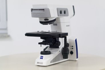 Mikroskop Stativ Axiolab 5, DL/AL, 5x HD kodiert, Kreuztisch 75x50 R 