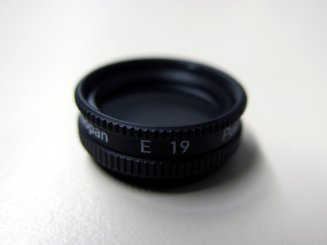 Polarisationsfilter für Fokussiervorsatz, drehbar 