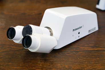 Binokularer Tubus 25°/22 mit integrierter Kamera 8MP 